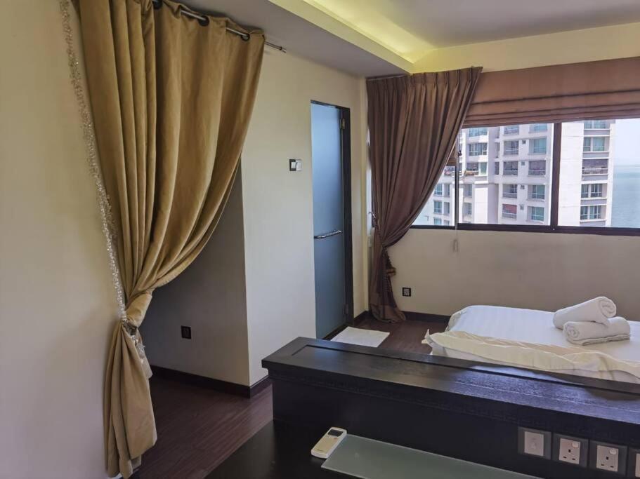 Miami Paradise Seaview Apartment Batu Ferringhi